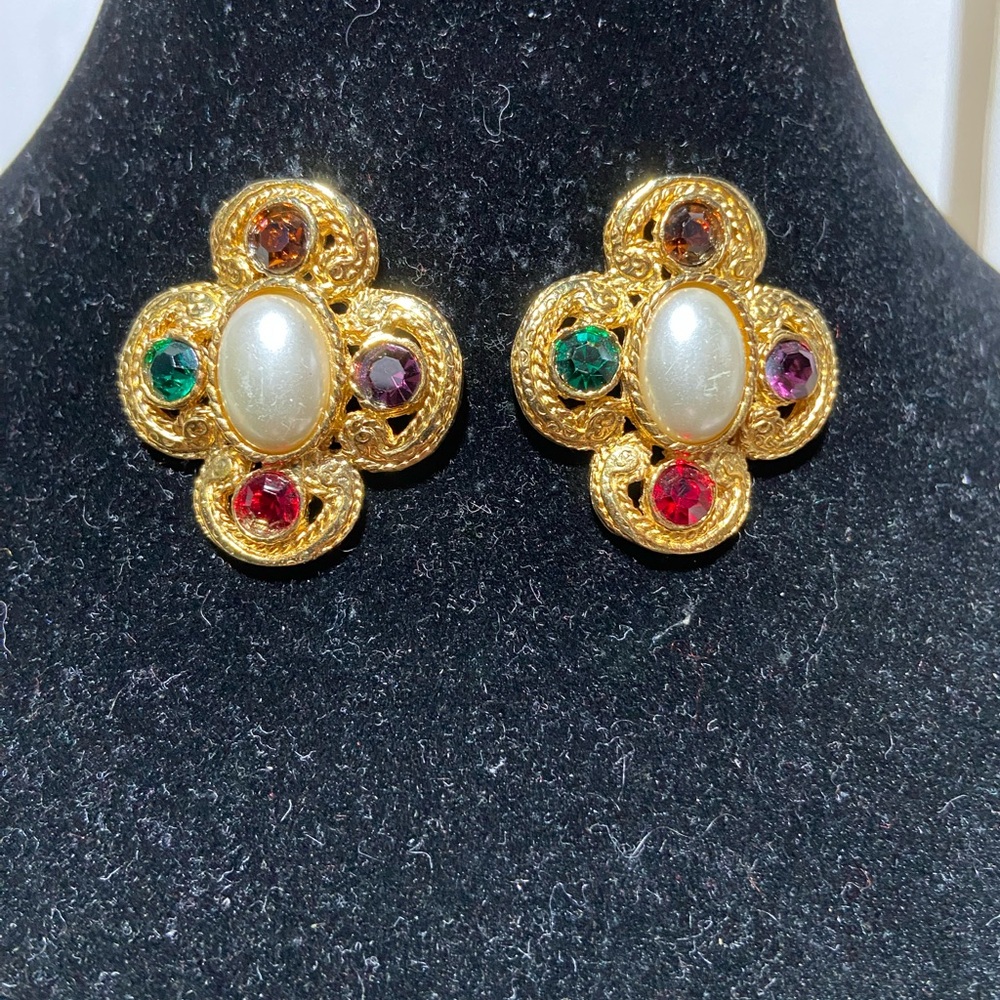 VTG Gold Tone Byzantine Quatrefoil Earrings Faux Pearl Multi Color Rhinestones
